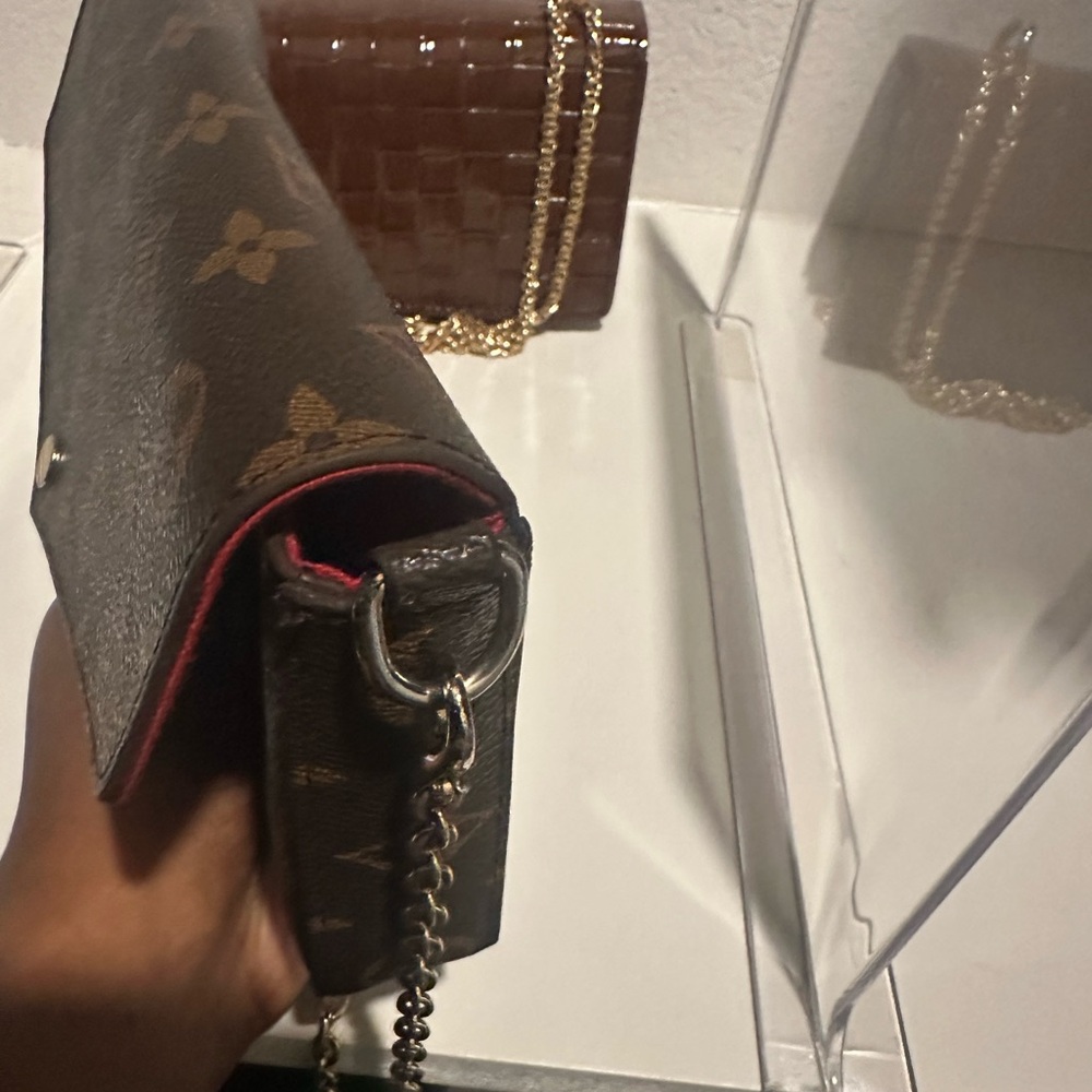 Purse - Picture 6 of 6